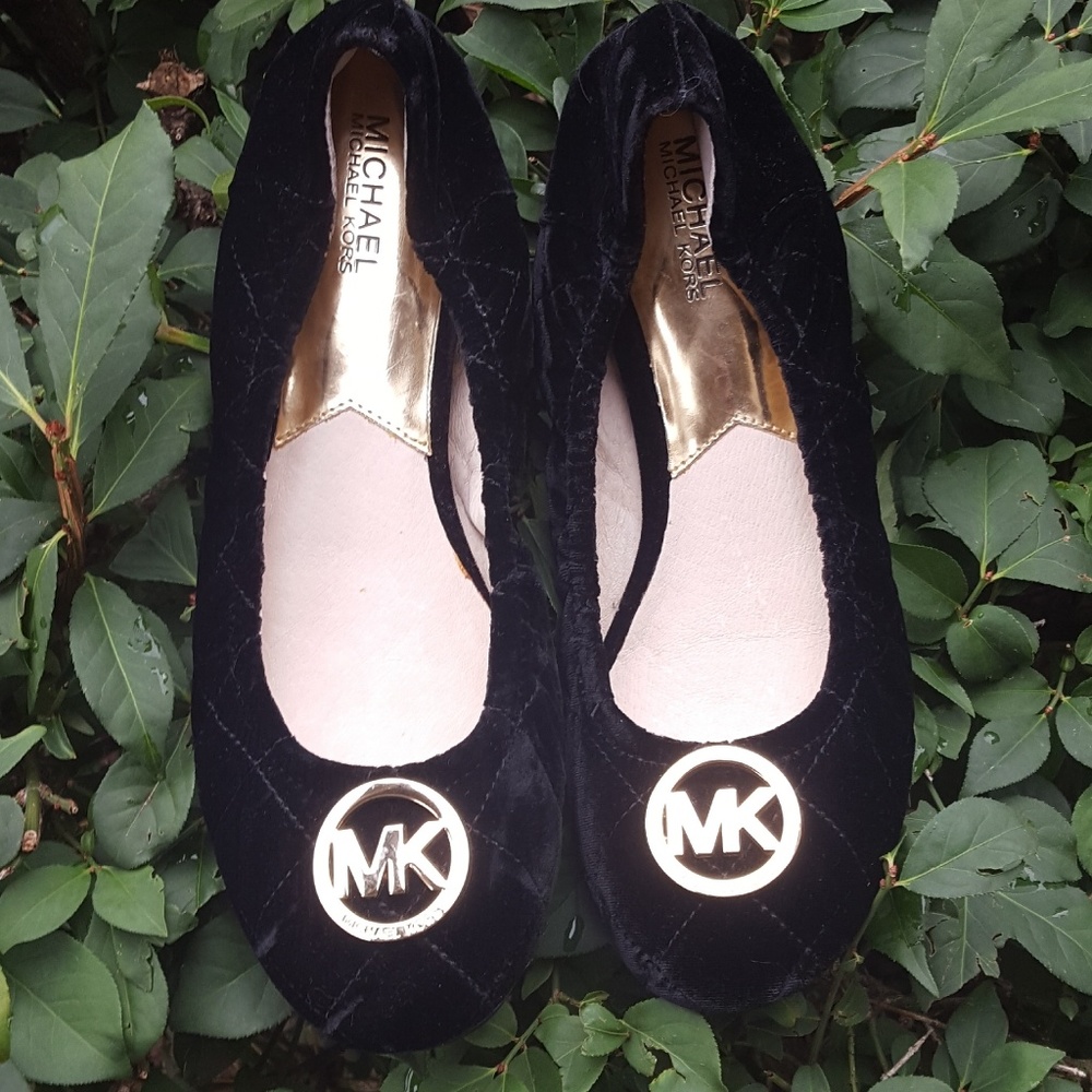 {MMK} Quilted Ballet Flats